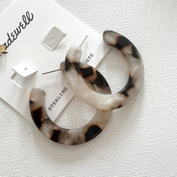 Madewell Acetate Hoop Earrings - Picture 2 of 3